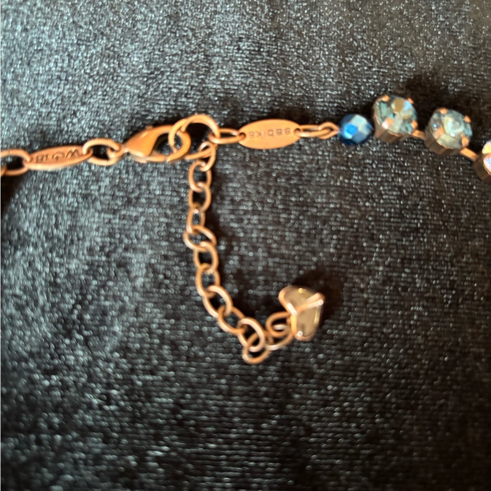 Sabika Manhattan Austrian CrystalElegant Multicolor  Necklace - Picture 3 of 3